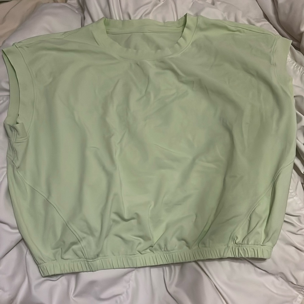 Lululemon top